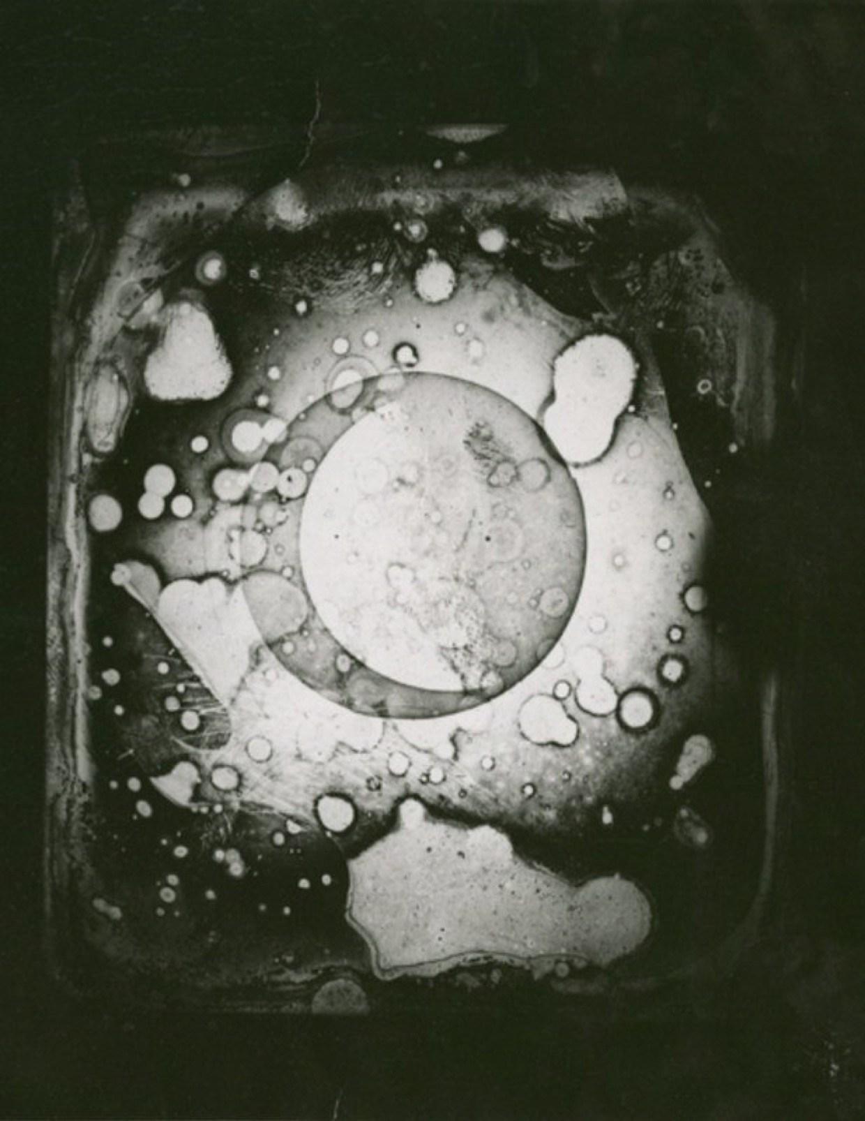 John William Draper's 1840 daguerreotype of the Moon